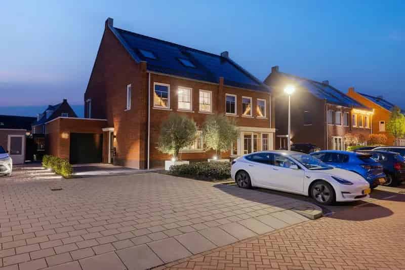 Luxe 2-onder-1-kapwoning Zevenhuizen  Vloerverwarming Tuin Aan Het Water