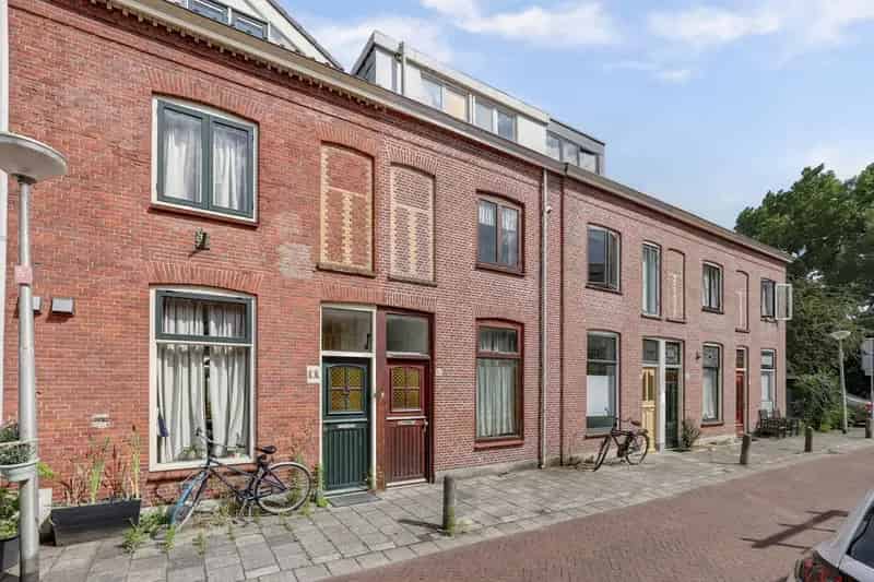 Knusse Kluswoning Delft Veel Potentie 68m2