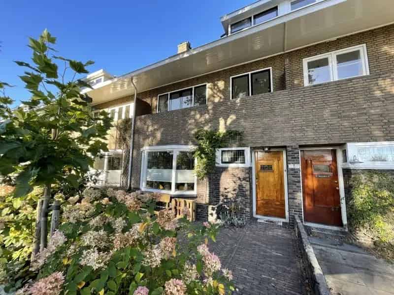 Jaren 30 woning te huur Assendorp Zwolle Gemeubileerd