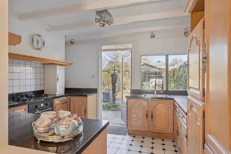 Huis te koop Hoogland: Ruime 3 slaapkamer woning met grote tuin