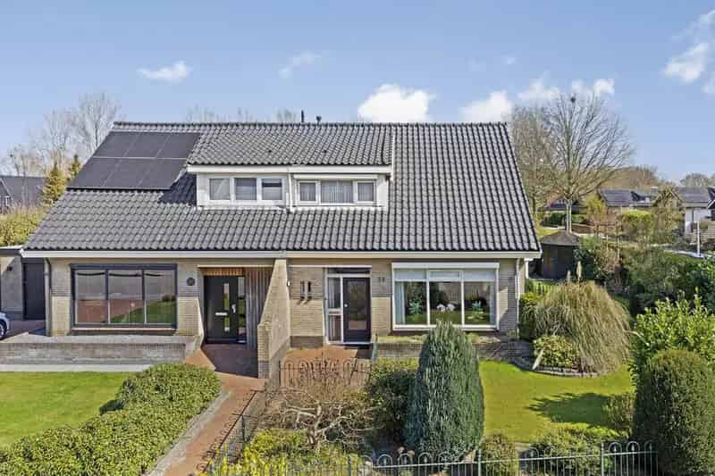 Tweekapper Enter Ruime Garage 502m2 Perceel Nabij Centrum
