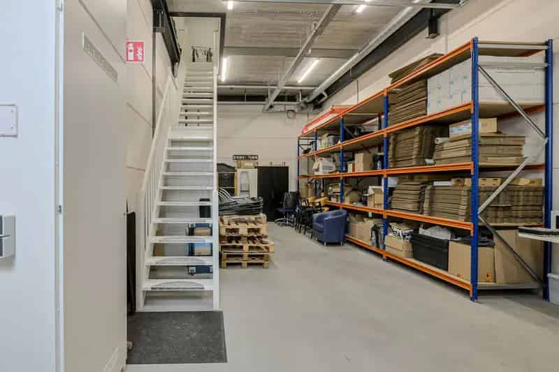 Bedrijfshal Breda | Zoek bedrijfshallen te koop: Konijnenberg 149 4825 BC Breda 