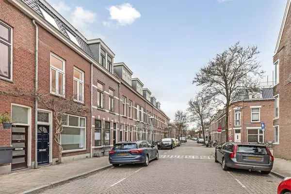 Huis Te Koop in 72, Nieuwe Koekoekstraat, Utrecht, Utrecht