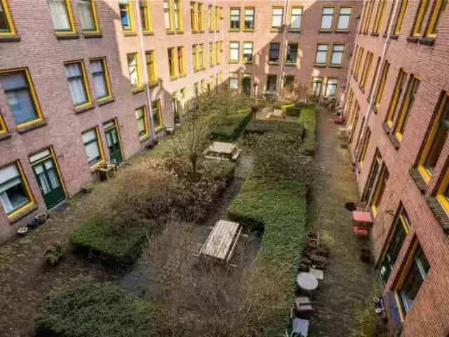 2 Kamerappartement Amsterdam Indische Buurt Rijksmonument 39m2