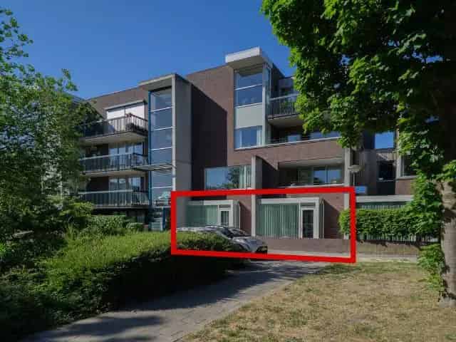 Luxe Appartement Beverwijk 2 slaapkamers Prive Parkeerplaats