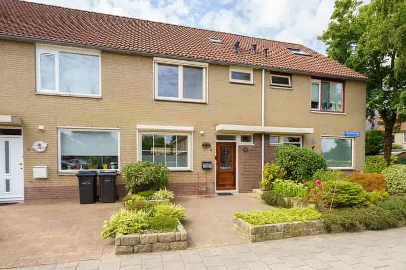 Huis te koop: Parelmosstraat 4 1314 MN Almere | Funda