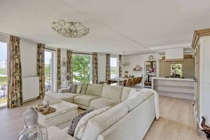 Appartement Abcoude 146m2 4 kamers Balkon Parkeerplaatsen