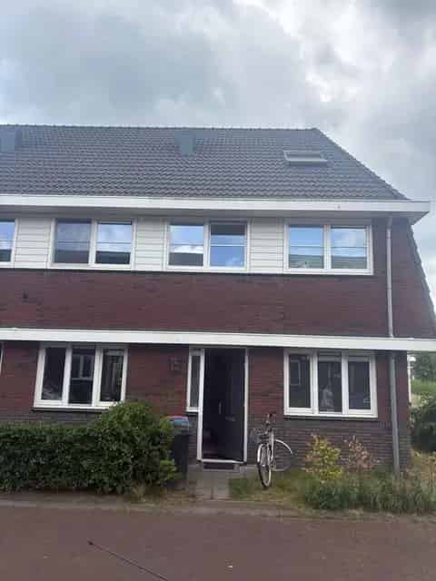 Hoekwoning te huur Tilburg Dalem Noord 5 kamers 143m2