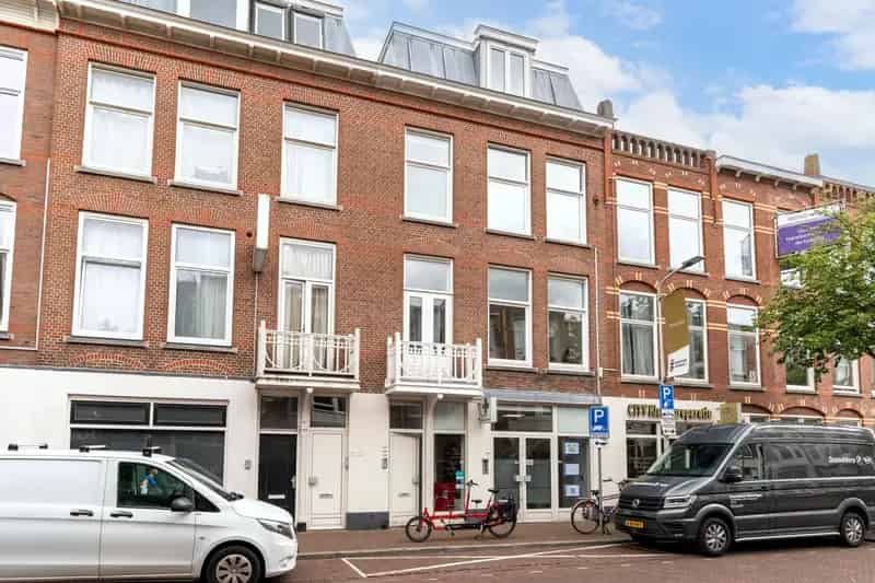 Appartement te koop Den Haag Weimarstraat: 2-kamer appartement 57m²