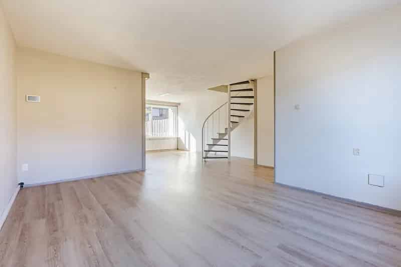 Huis te koop Waalwijk 4 slaapkamers grote zolder tuin