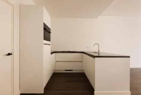 2 Kamer Appartement Amsterdam Nieuwendijk 56m2 te Huur