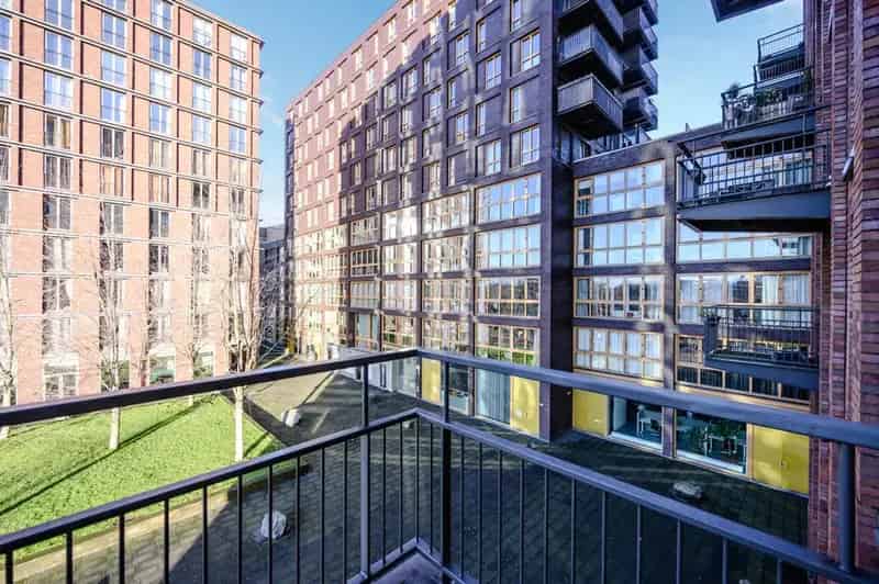 Huis Te Huur , 110, Veembroederhof, Amsterdam, Noord-Holland