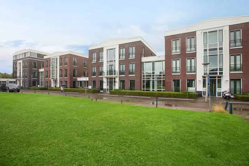 Kantoorvilla te huur Zoetermeer Röntgenlaan