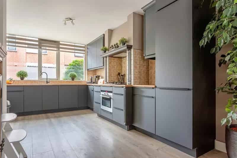 Ruime 5-Kamer Hoekwoning Rokkeveen