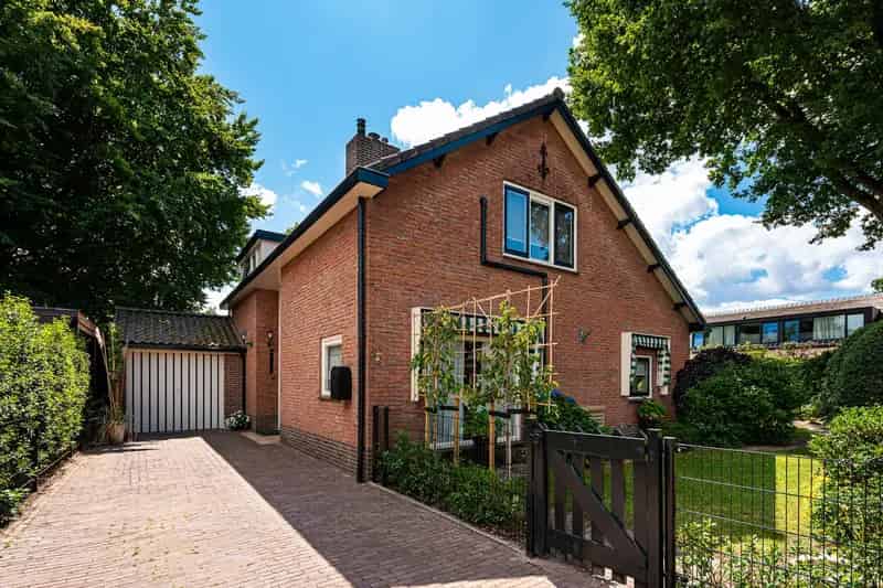 Vrijstaande Villa te koop Blaricum 3 slaapkamers Grote tuin