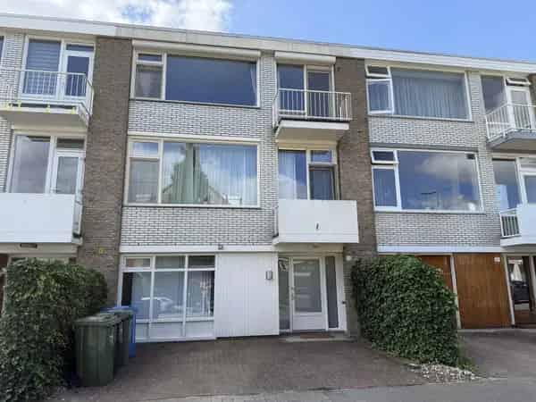 Ruime 6 Slaapkamer Eengezinswoning Rotterdam