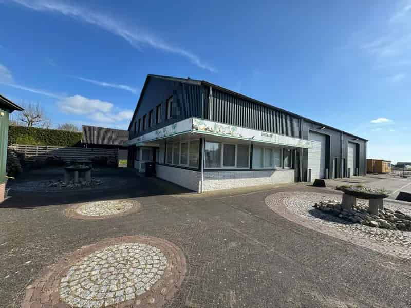 Bedrijfshal Wilnis | Zoek bedrijfshallen te koop: Molenland 1 3648 NN Wilnis 