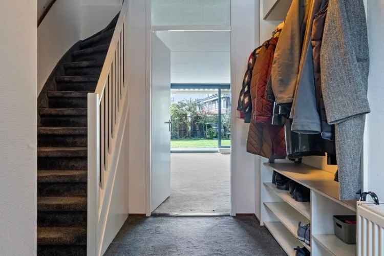 Huis te koop Bergschenhoek 5 slaapkamers ruim herenhuis