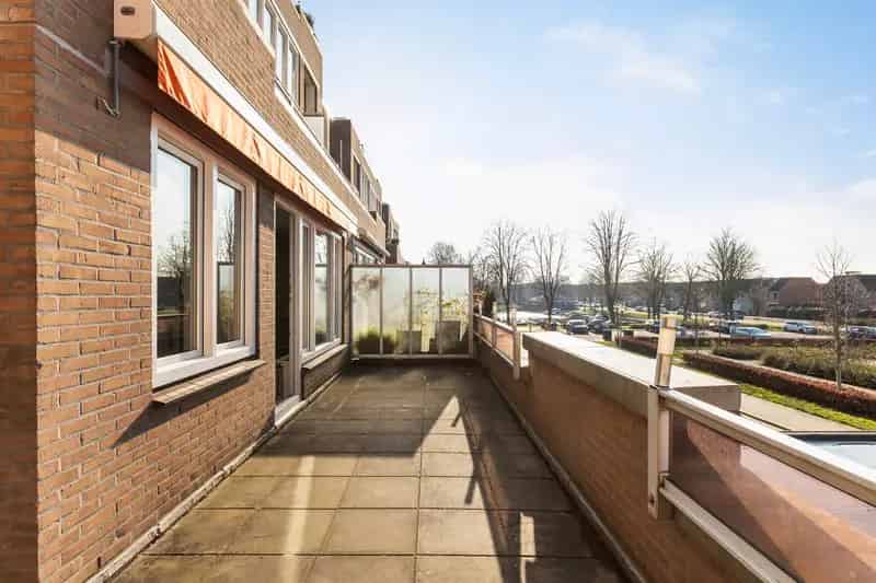 Appartement te koop Almere 2 slaapkamers 97m2 Balkon Parkeerplaats
