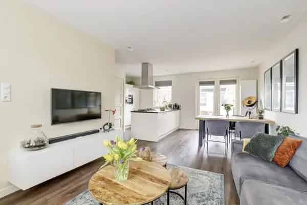 Gerenoveerde jaren 30 woning Hilversum 3 slaapkamers moderne keuken tuin