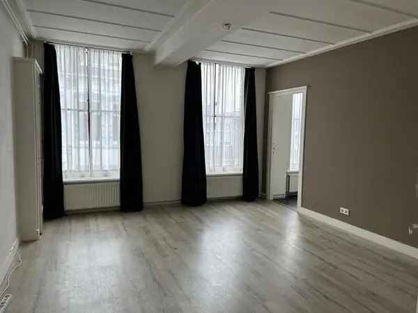 Appartement Te Huur in Leeuwarden, Fryslân