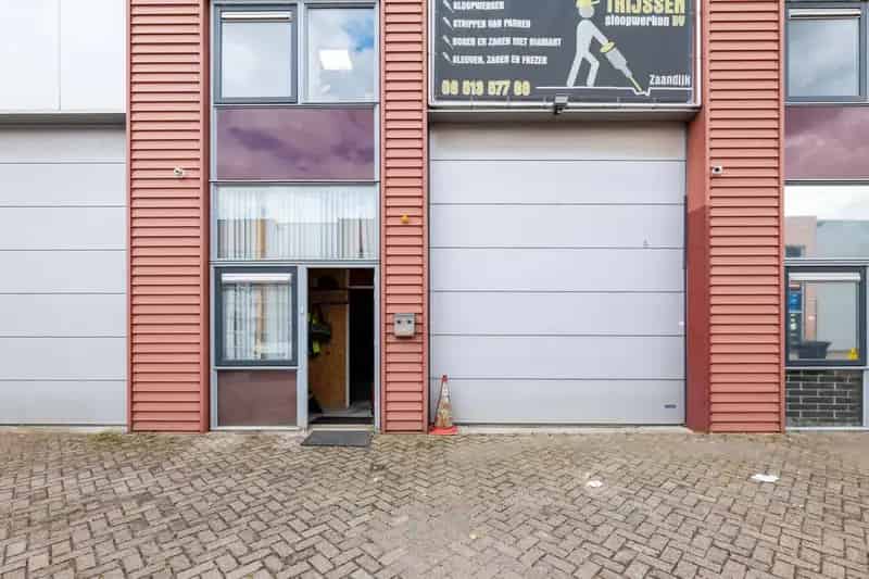 Bedrijfshal Rotterdam 193m² te koop Kiotoweg