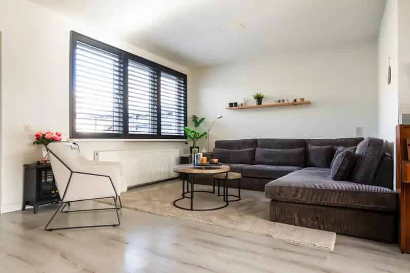 Huis te koop Nieuw Vennep 3 slaapkamers tuin Venneperhout