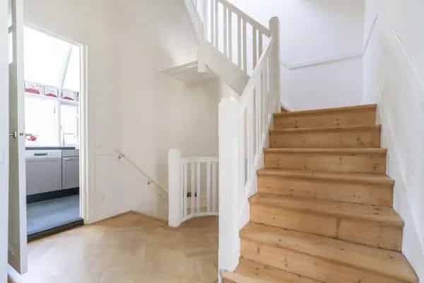 Archipelbuurt Bovenwoning 4 slaapkamers Dakterras Balkons