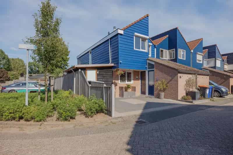 Huis te koop: Papeweer 36 4942 AL Raamsdonksveer | Funda