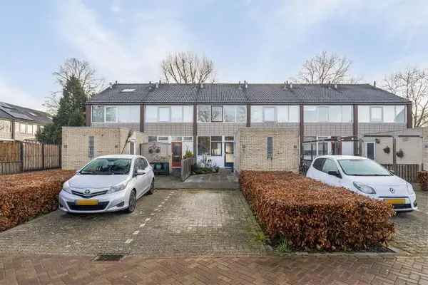 Ruime Tussenwoning te Zevenaar 4 Slaapkamers Moderne Keuken