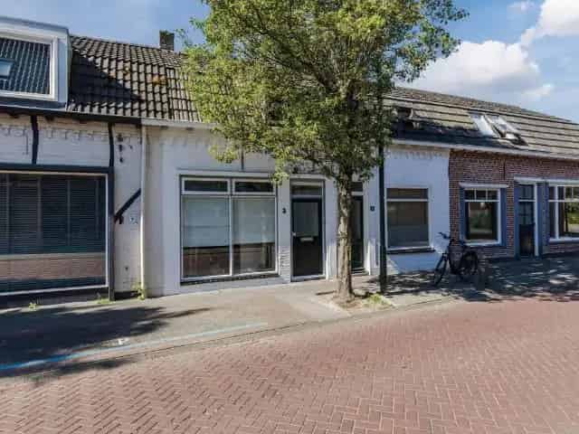 Tussenwoning Budel Centrum Garage Berging Patiotuin