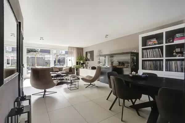 Luxe Eengezinswoning Boomgaardshoek 3 slaapkamers 119m²