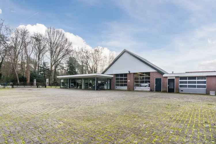 Bedrijfshal Heerde te koop: 818m² met 2 bedrijfswoningen