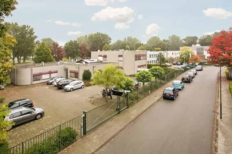 Kantoorpand te huur Breda 865m²  Haagse Beemden
