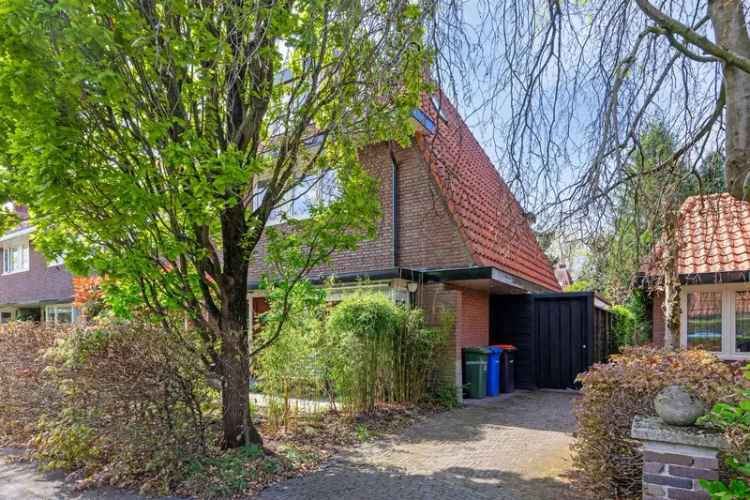 Huis te koop Amersfoort: Sfeervolle jaren 30 woning met tuinhuis