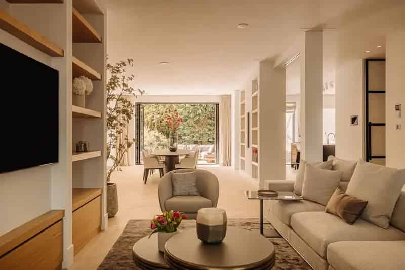 Luxe Appartement Oud-Zuid 352m2 Tuin Fitness Domotica