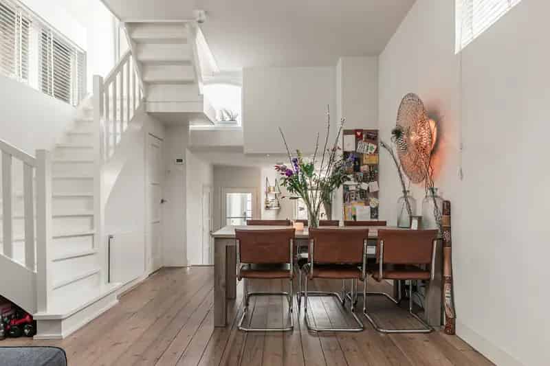 Bussum: Sfeervolle 3-kamer woning met dakterras