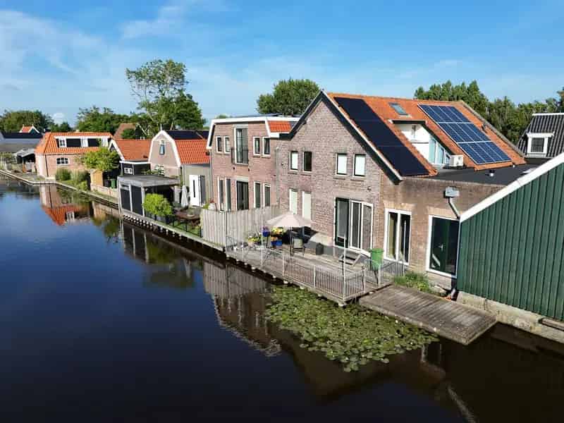 Huis te koop Veenpolderdijk Assendelft: Karakteristieke woning met warmtepomp