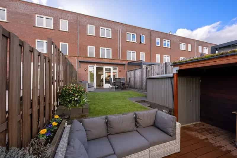 Royaal gezinshuis Nesselande Tuin Terras Aan Het Water 4 slaapkamers