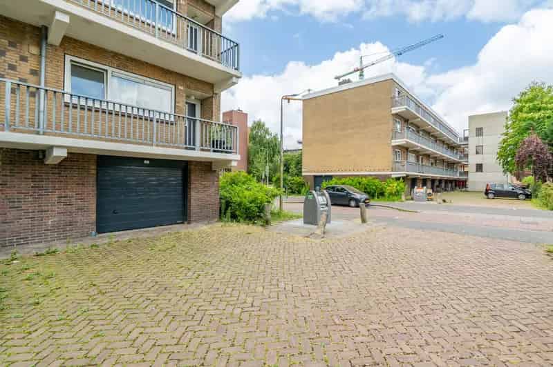 Garage te Koop Stadshart Amstelveen 23m2