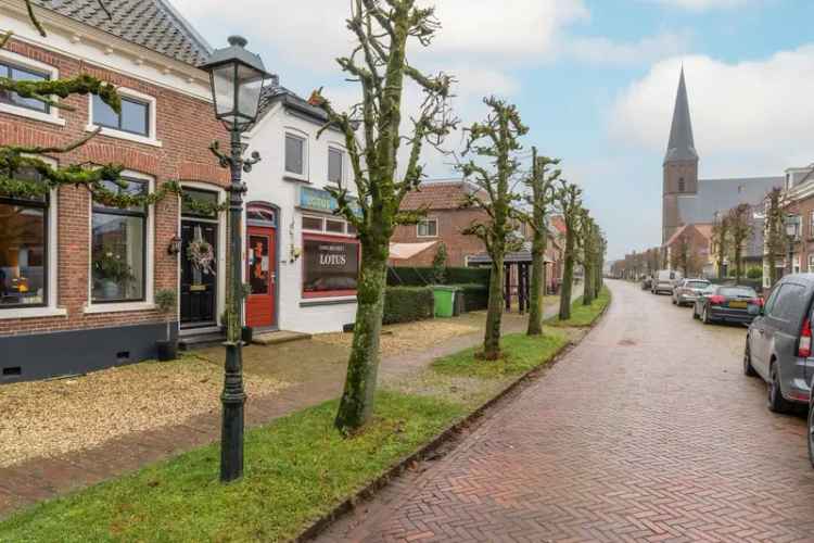 Bedrijfshal Beesd te koop: Restaurant met woonruimte