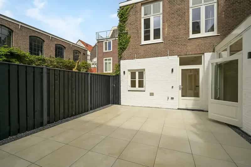 Appartement Denneweg Den Haag: Recent gerenoveerd met tuin