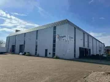 Bedrijfsruimte te Huur Vianen 2450m² Moderne Bedrijfshal