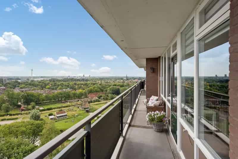 Appartement te koop Voorburg  Modern 2 3 kamer appartement 14e etage