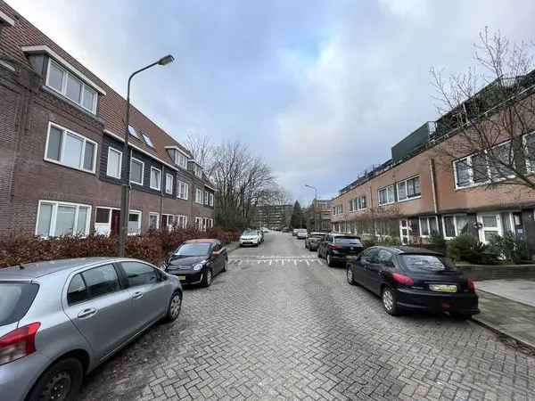 Appartement Te Huur in Duivendrecht, Noord-Holland