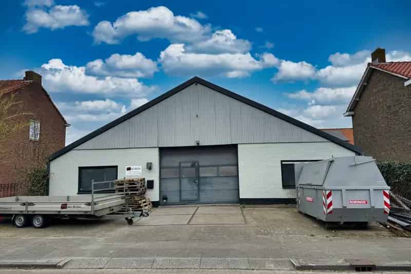 Bedrijfshal te huur Capelle aan den IJssel 235m²