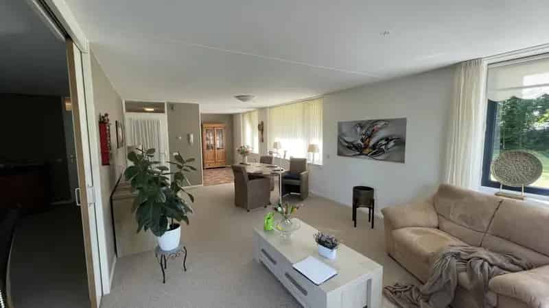 Ruim appartement nabij centrum 3 slaapkamers balkon