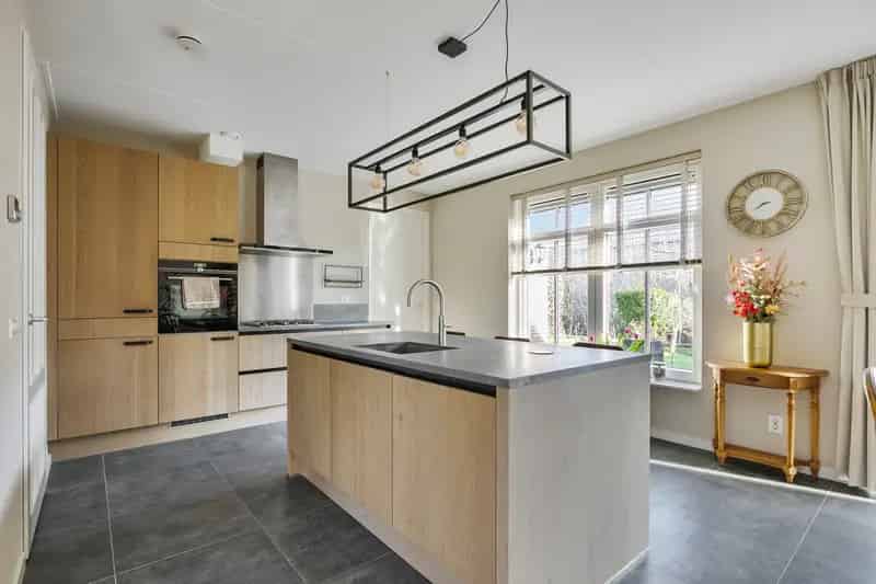 Luxe Vrijstaande Woning Waddinxveen 218m² 5 slaapkamers Dubbele Garage Bijgebouw