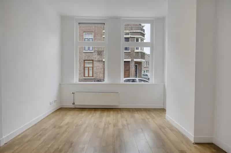 Benedenwoning Overschie Tuin Berging Energielabel B 56m2