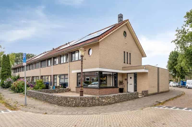 Huis te koop: Delftlaan 29 1566 VA Assendelft | Funda
